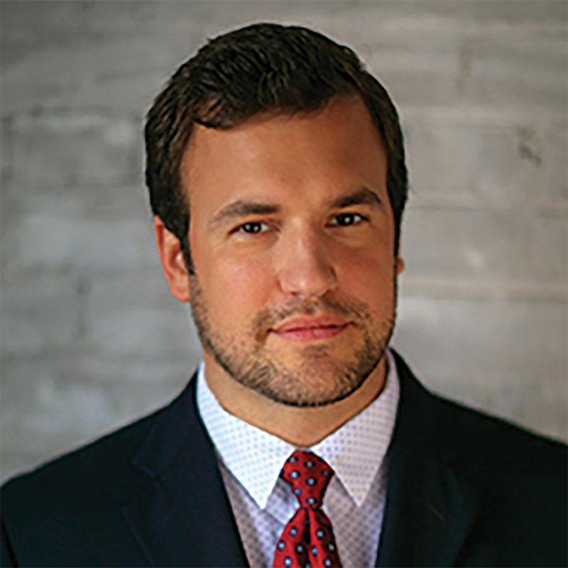 Nolan Ruiz, Latinos, empresarios